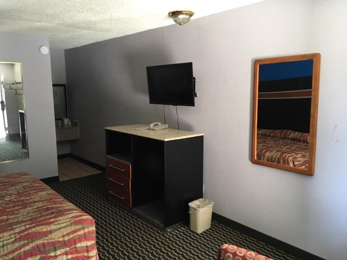 Fulton Inn Lodge West Экстерьер фото