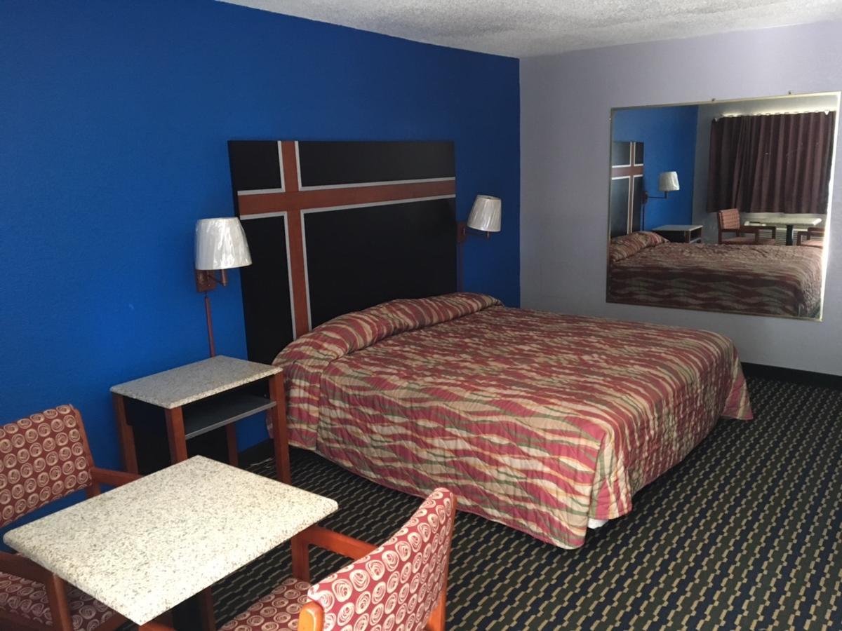 Fulton Inn Lodge West Экстерьер фото
